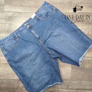 Style & Co. Plus Size Denim Bermuda Shorts Size 24W